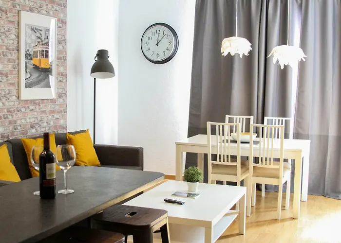 Comfortable Apartment In Cascais